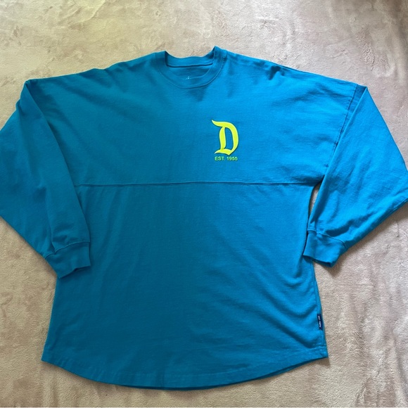 Spirit jersey Disneyland resort top size M - Picture 2 of 10